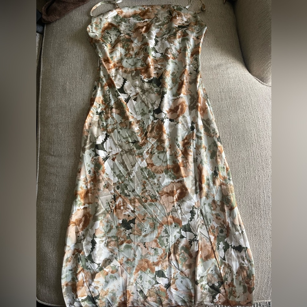NWOT Floral Print Women's Dress